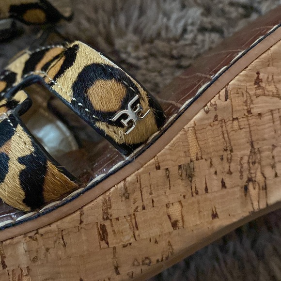 SAM EDELMAN Regis Leopard-Print Calf Hair Wedge Sandals Size 8M - Picture 8 of 13